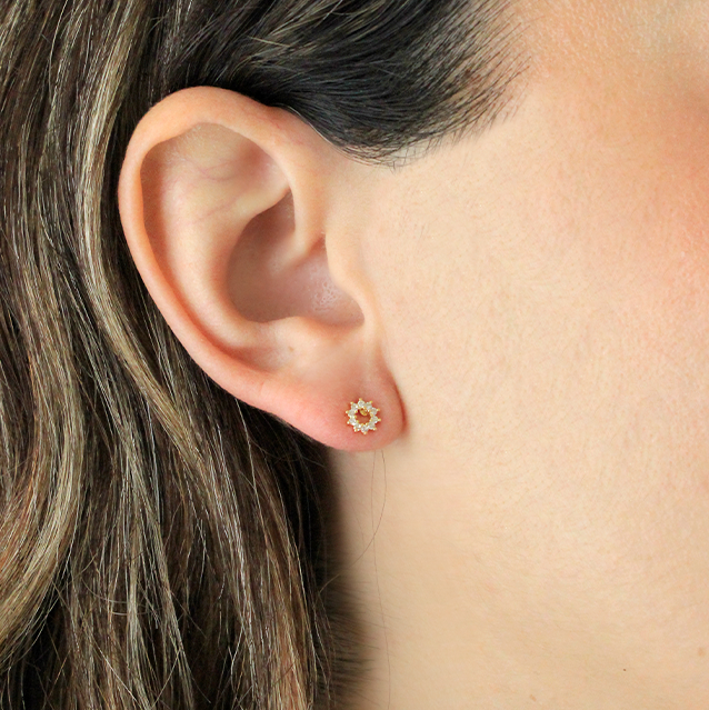 Aretes sweet petite de plata con acabado en oro de 18kt