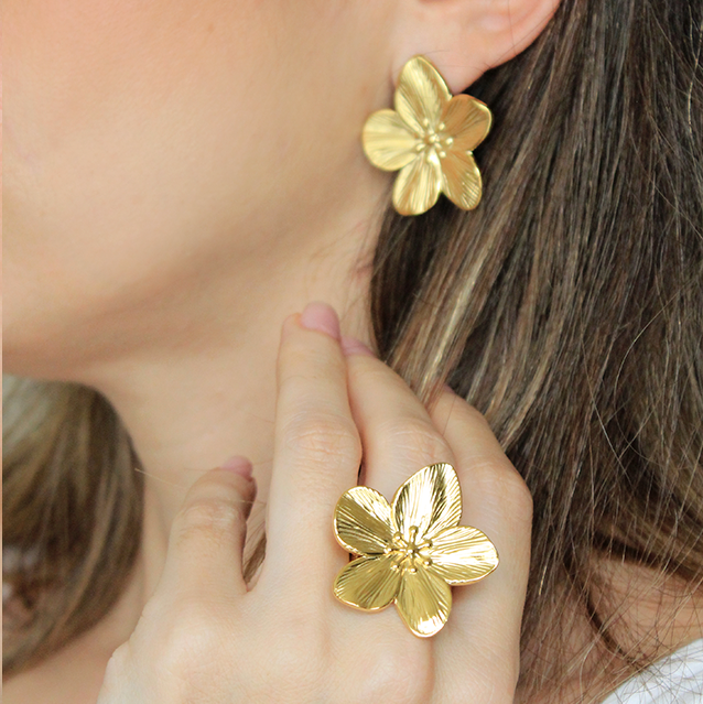 Aretes flowers Sawa